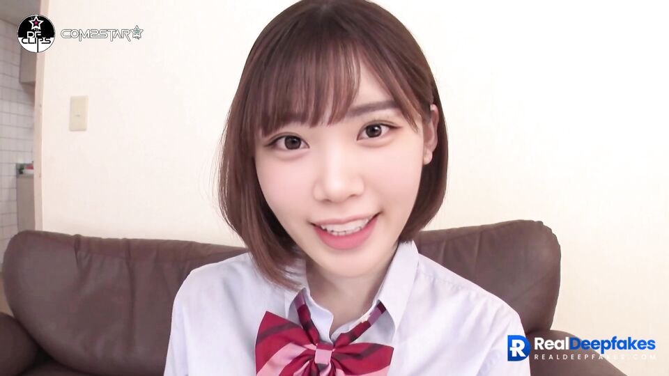 Sexy schoolgirl Chaewon seduced her classmate, ai scenes / 채원 아이즈원